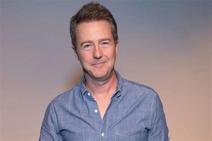 
Edward Norton Learns Pocahontas Is His 12th Great Grandmother — Actor’s Family Lore Is ‘Absolutely True’ 
